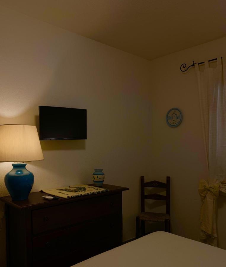 Brezza Di Mare Bed & Breakfast ซาน เตโอโดโร ภายนอก รูปภาพ