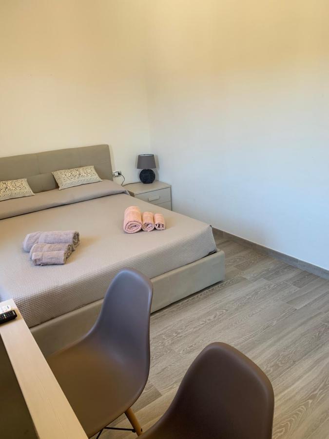 Brezza Di Mare Bed & Breakfast ซาน เตโอโดโร ภายนอก รูปภาพ